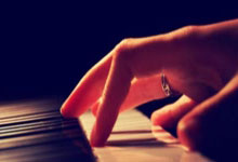 努涅斯状态不佳？贝尔萨：若创造的射门机会很少，我的责任更大.