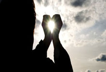 男篮亚洲杯官推发布16强海报：赵睿登上封面.